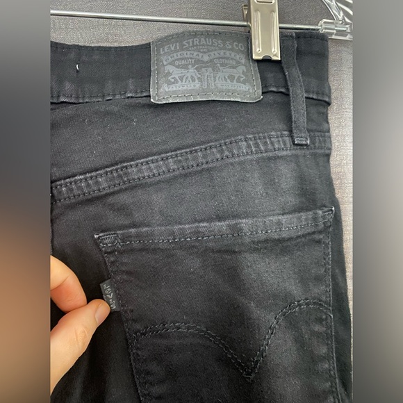 Black Levi Jeans - Picture 7 of 7